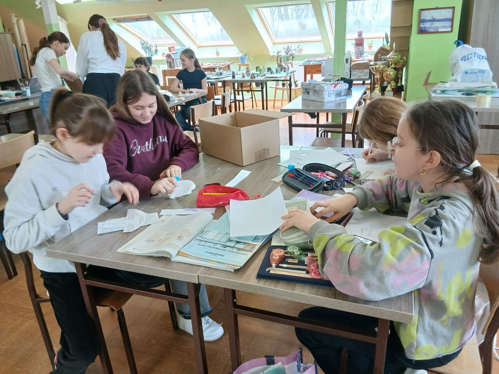 Zdjęcie: Małe pudełko,  wielkie dzieje